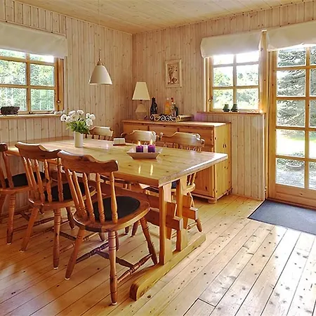 Σπίτι διακοπών Three-bedroom Holiday In *